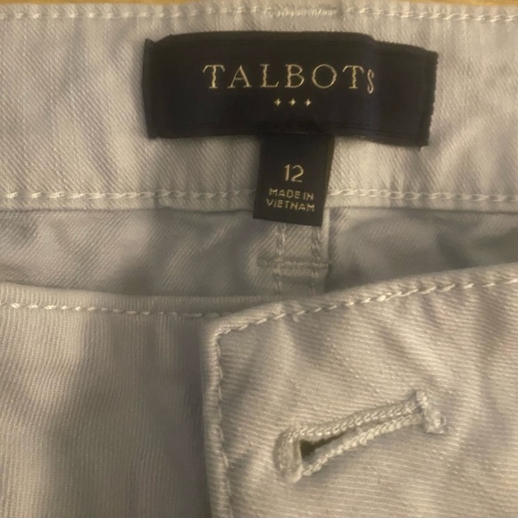 Talbots Women's Light Blue Light Weight Straight Leg Jeans - Picture 3 of 4
